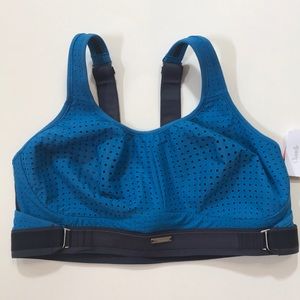 Chantelle Medium Impact Sports Bra